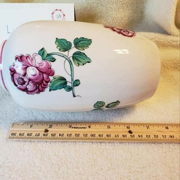 TIFFANY & CO PORCELAIN  VASE - Picture 3 of 6